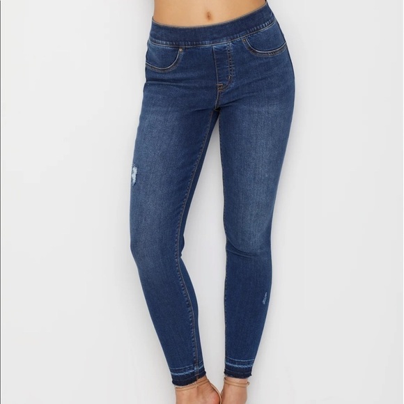 SPANX Denim - Spanx skinny lightly distressed jeans size S EUC